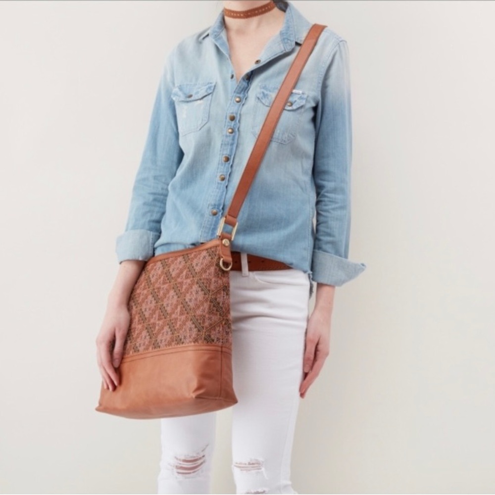 HOBO Kaylan Woven Fabric & Leather Crossbody Bag Like New